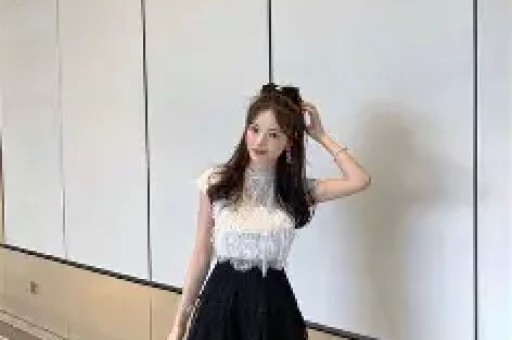知名女网红翻车每天收入几万礼物却被曝光是AI生成的人物