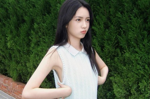 一手好牌打稀碎 三料影后马苏 被黑人驮肩 帮闺蜜撒谎 终究自断前程